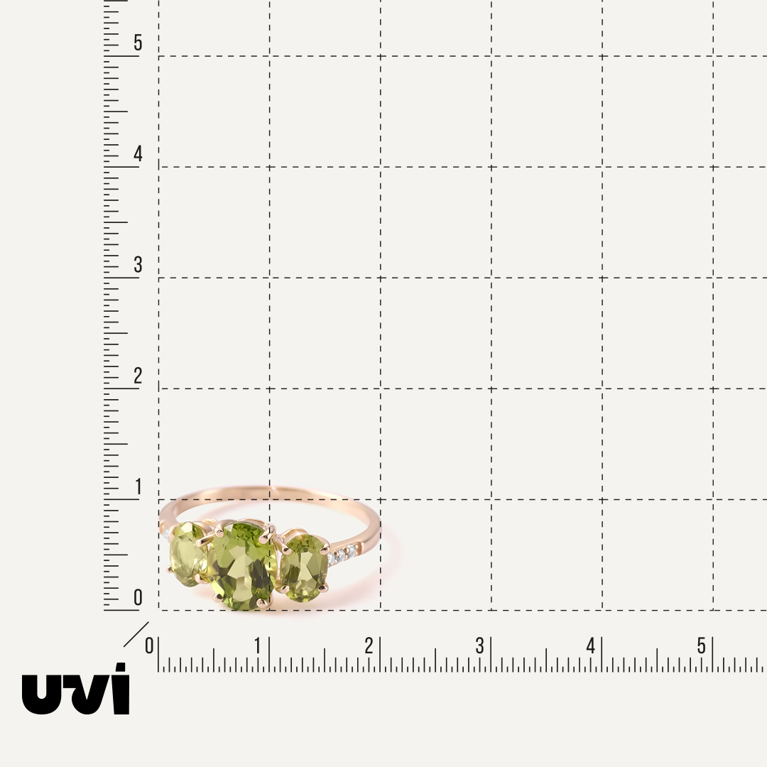 Кольцо из желтого золота с хризолитами