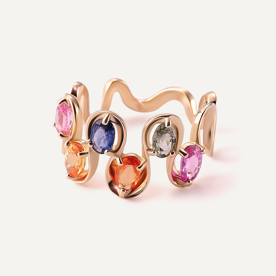 Кольцо из желтого золота с цветными сапфирами