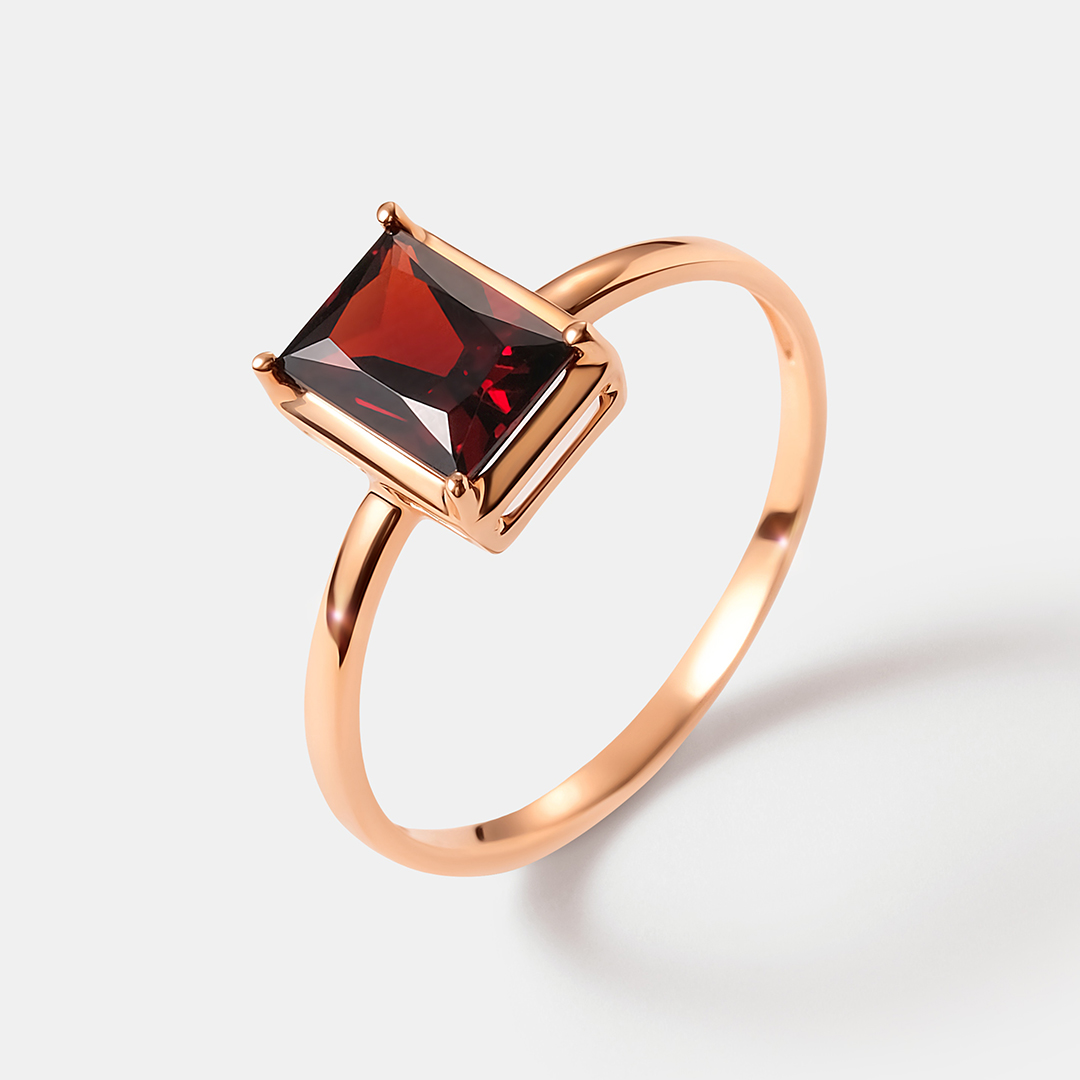 Кольцо из золота с чешским гранатом
