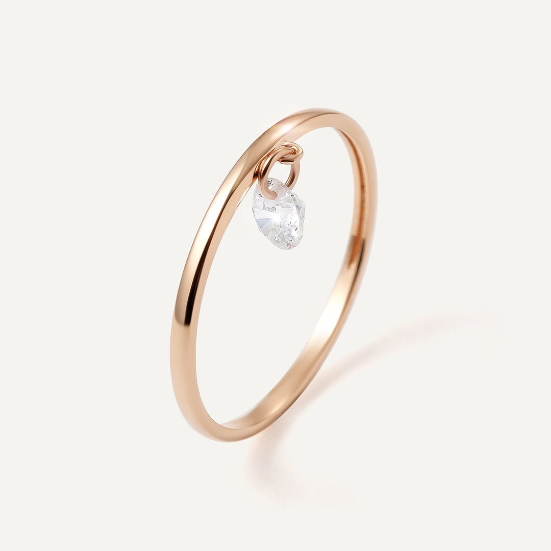 Кольцо из золота с фианитом