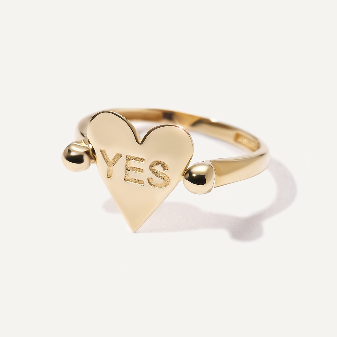 Кольцо из желтого золота "Сердце"