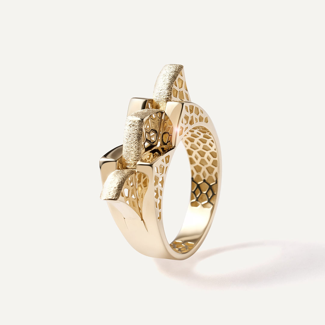 Кольцо из желтого золота