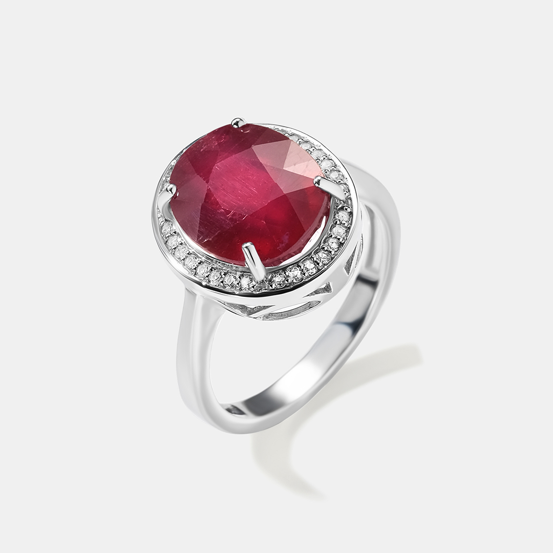 Серебряное кольцо с рубином