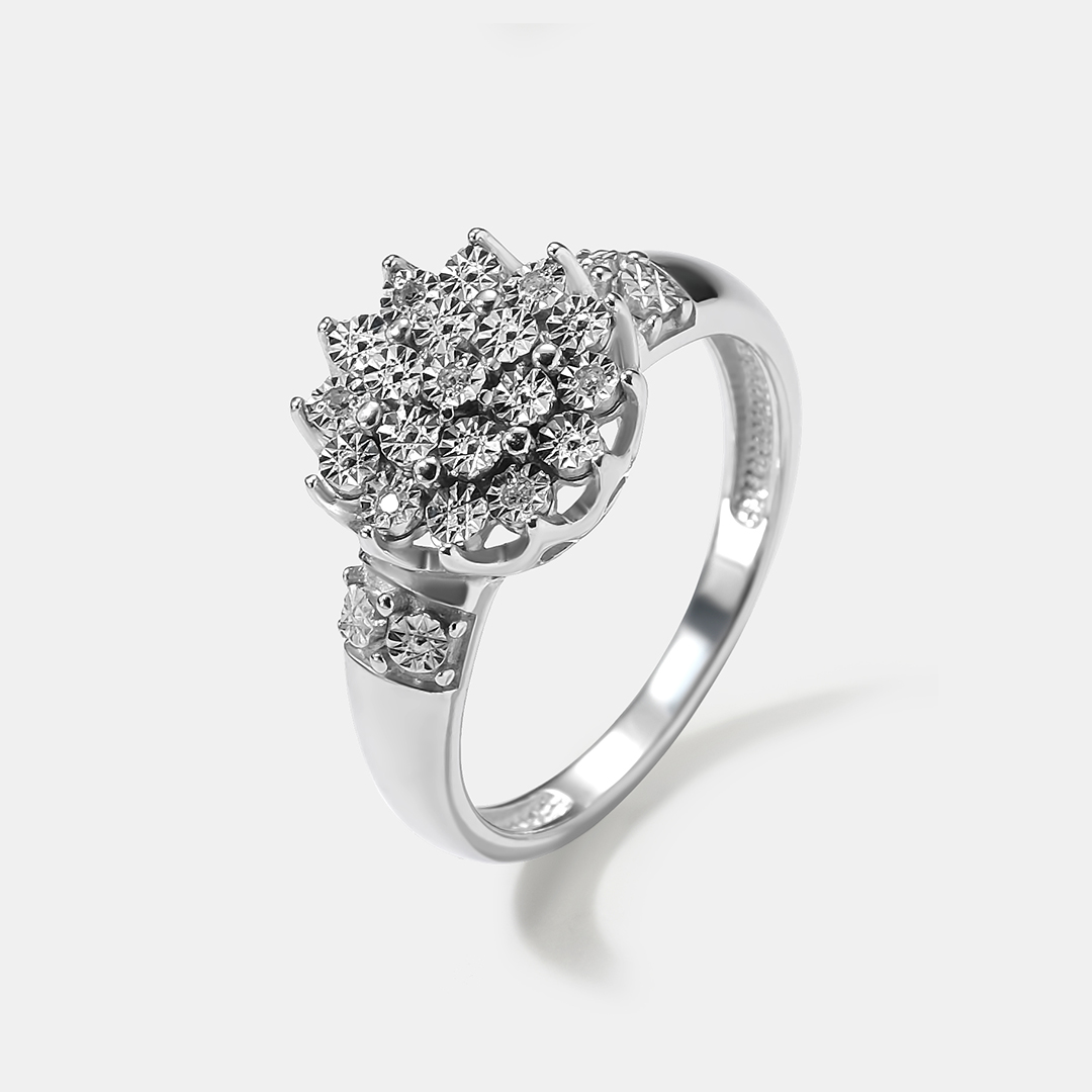 Серебярное кольцо с бриллиантами