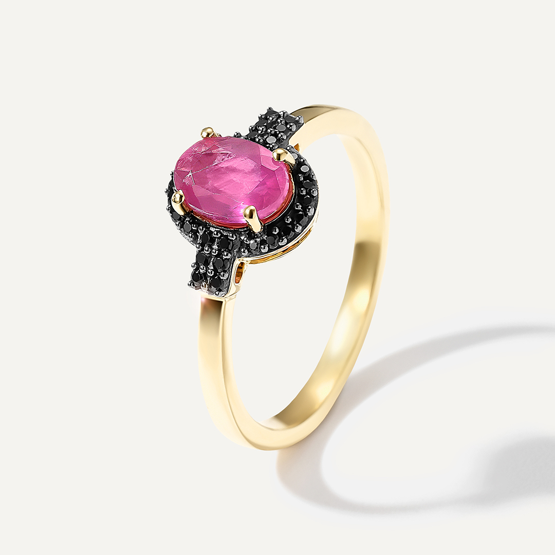 Серебряное кольцо с рубином