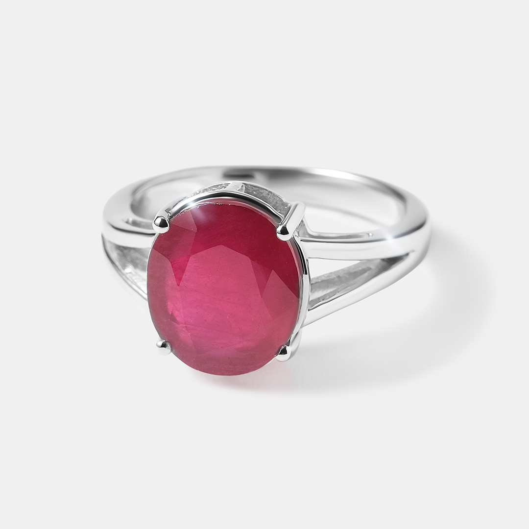 Серебряное кольцо с рубином