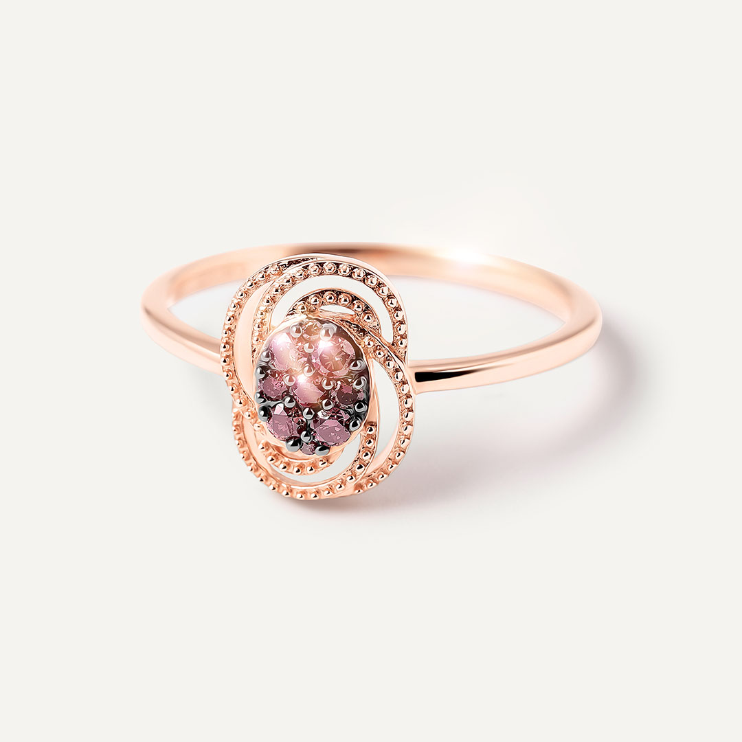 Серебряное кольцо с розовыми бриллиантами