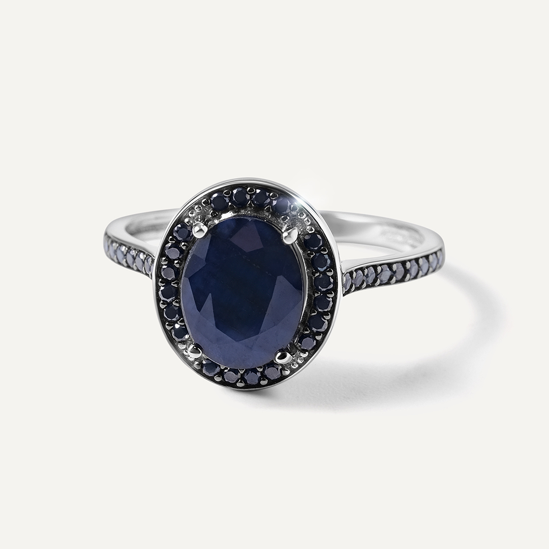 Серебряное кольцо с сапфиром