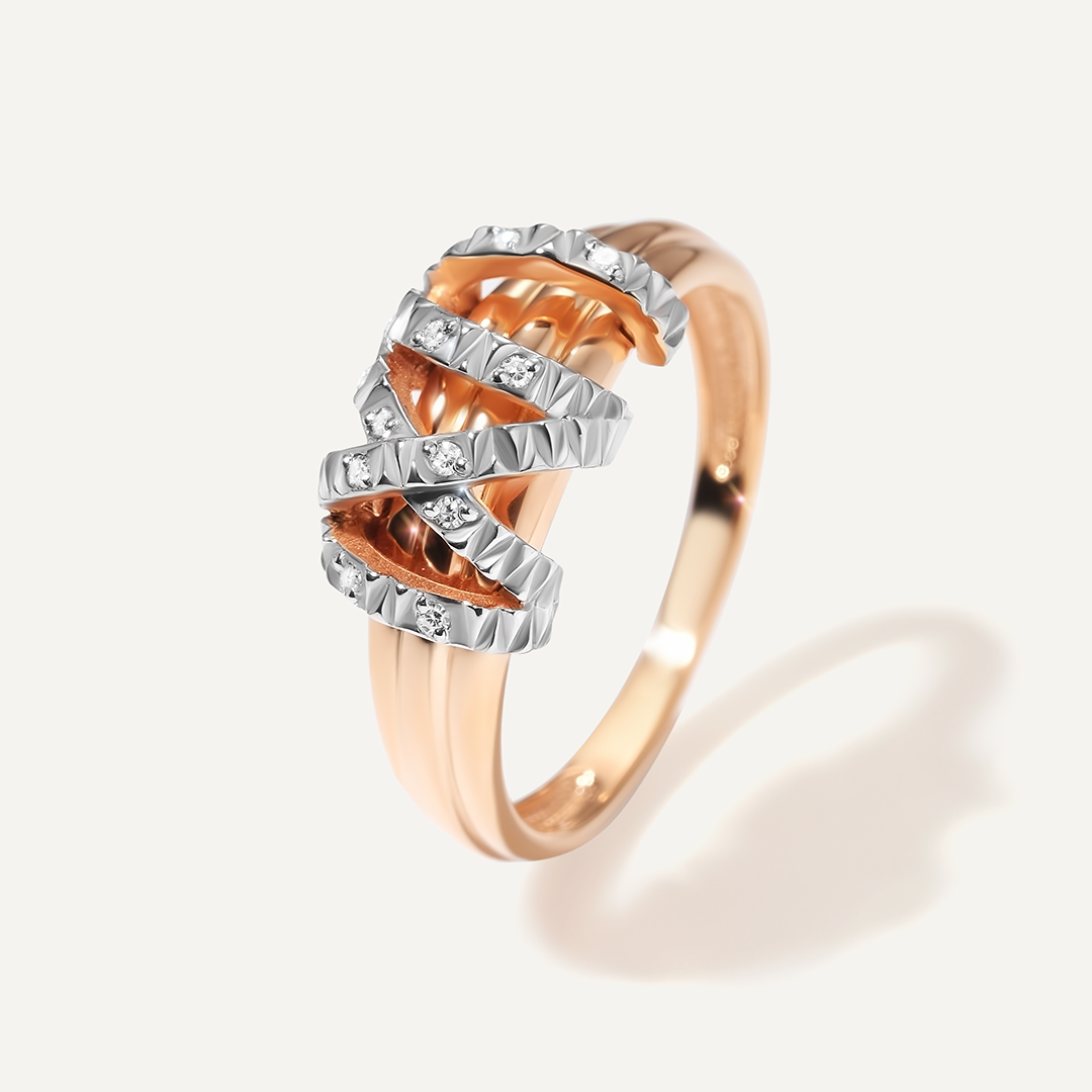 Серебряное кольцо с бриллиантами