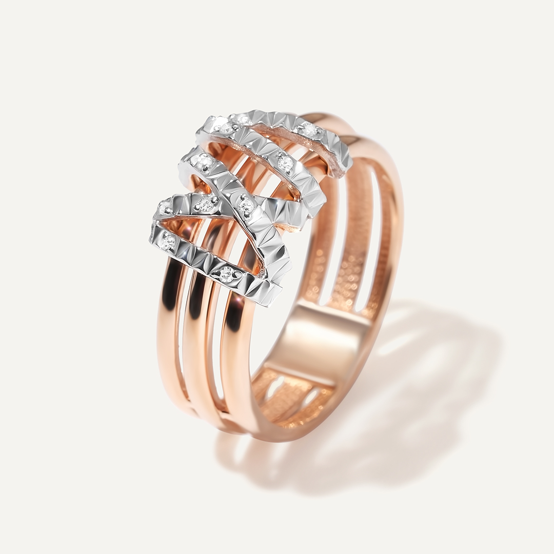 Серебряное кольцо с бриллиантами