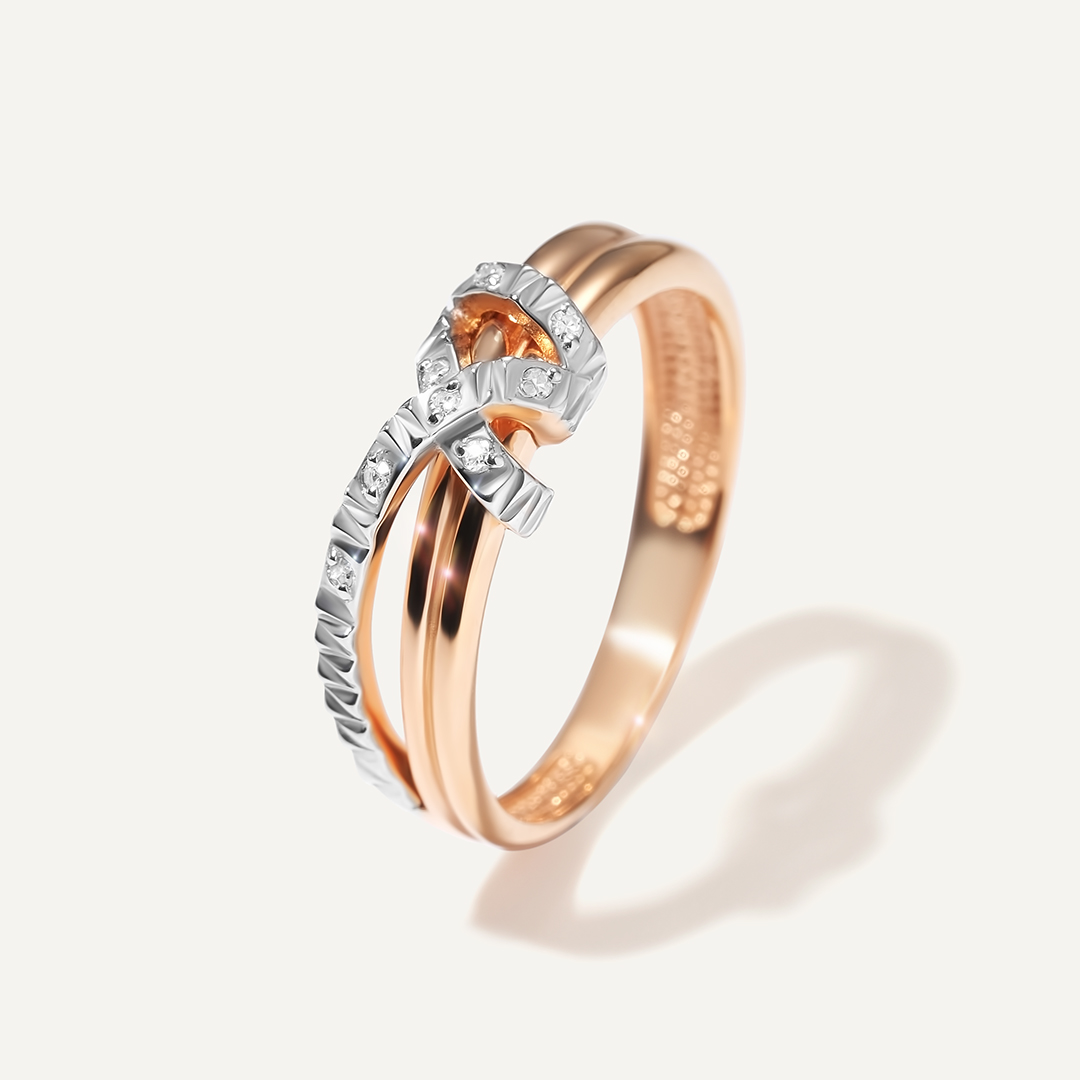 Серебряное кольцо с бриллиантами