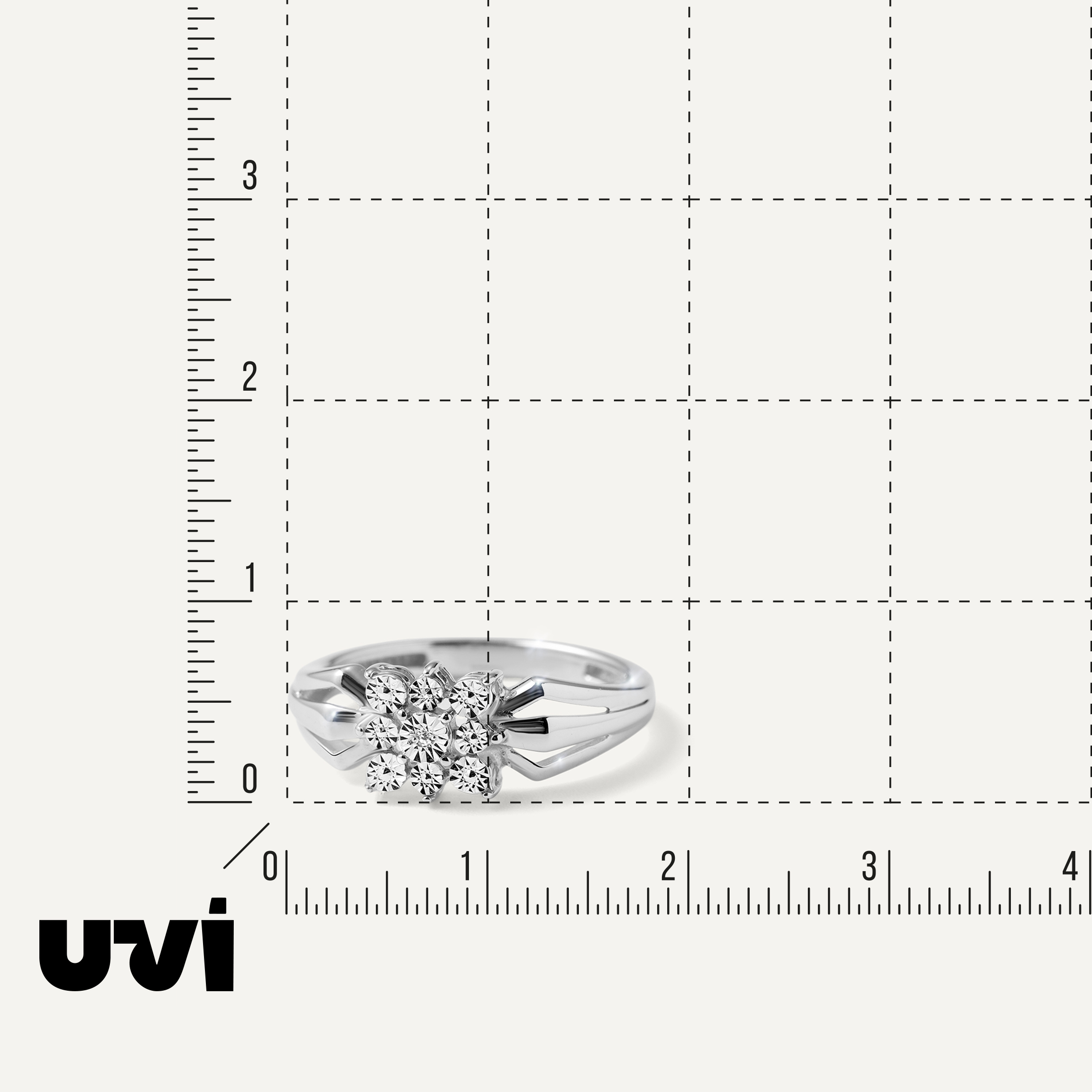 Серебряное кольцо с бриллиантом