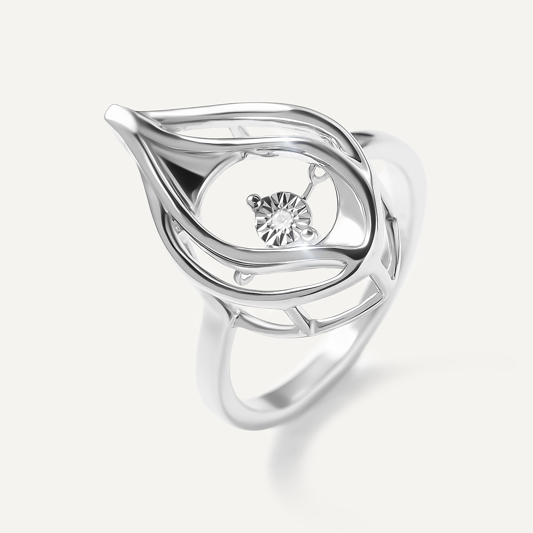 Серебряное кольцо с бриллиантом "Танцующий камень"