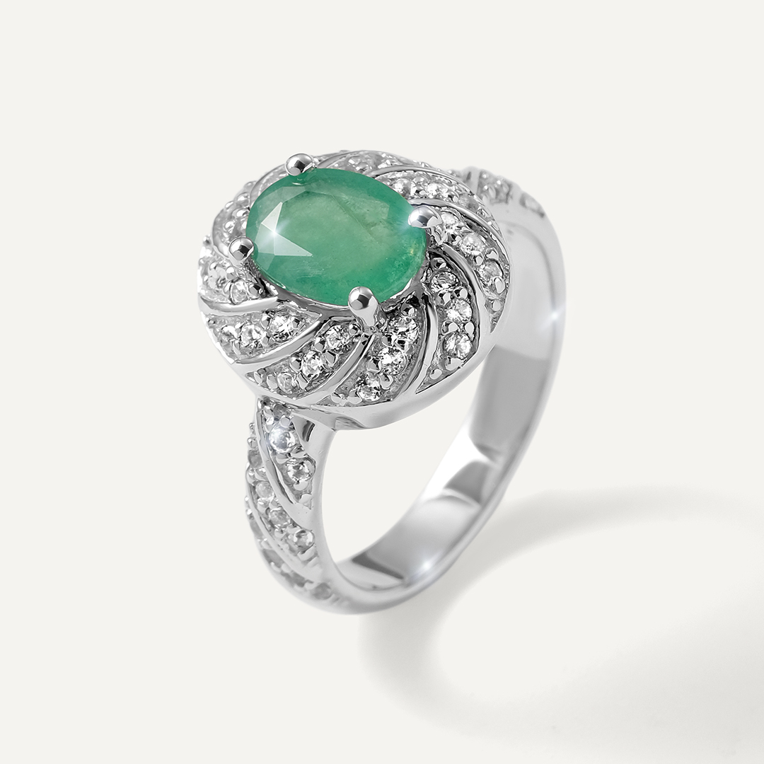 Серебряное кольцо с изумрудом
