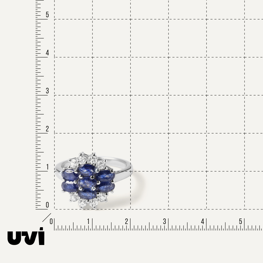 Серебряное кольцо с сапфирами