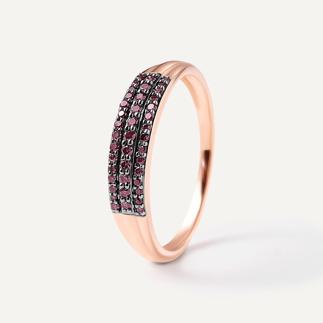 Серебряное кольцо с розовыми бриллиантами