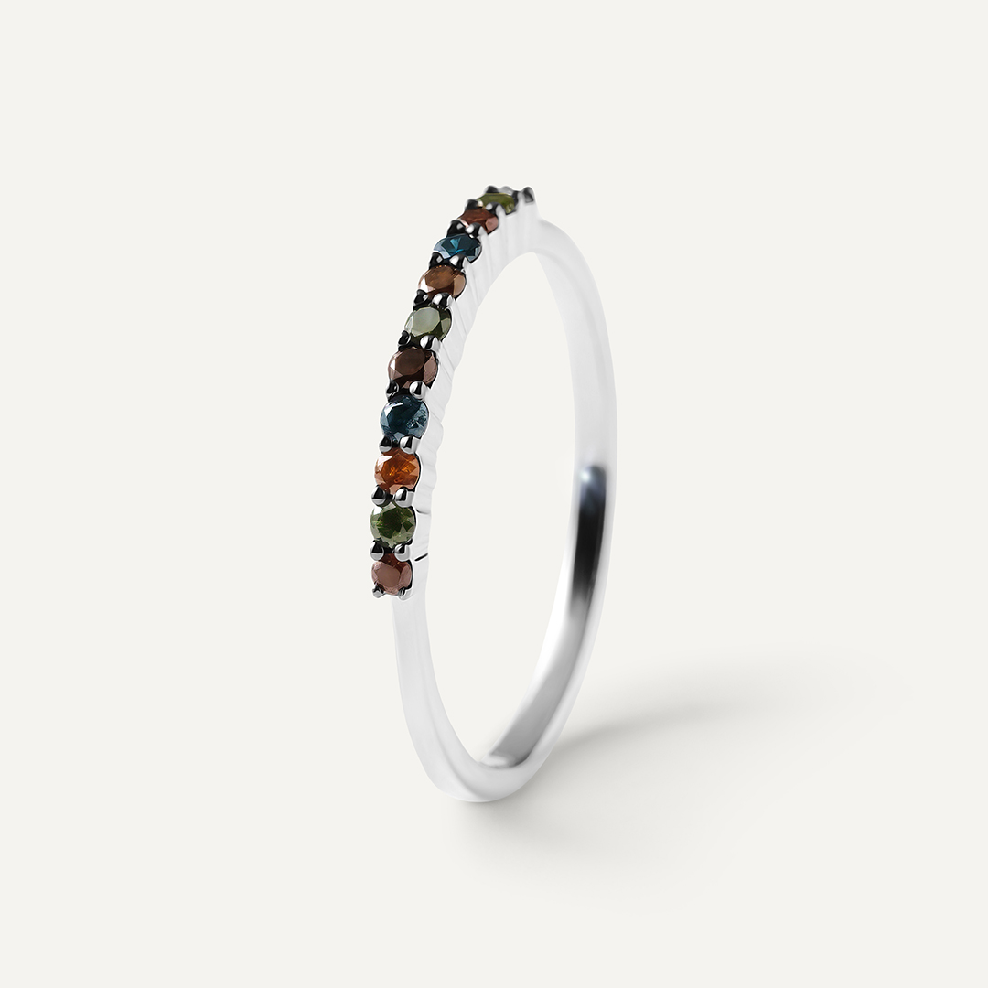 Серебряное кольцо с цветными бриллиантами