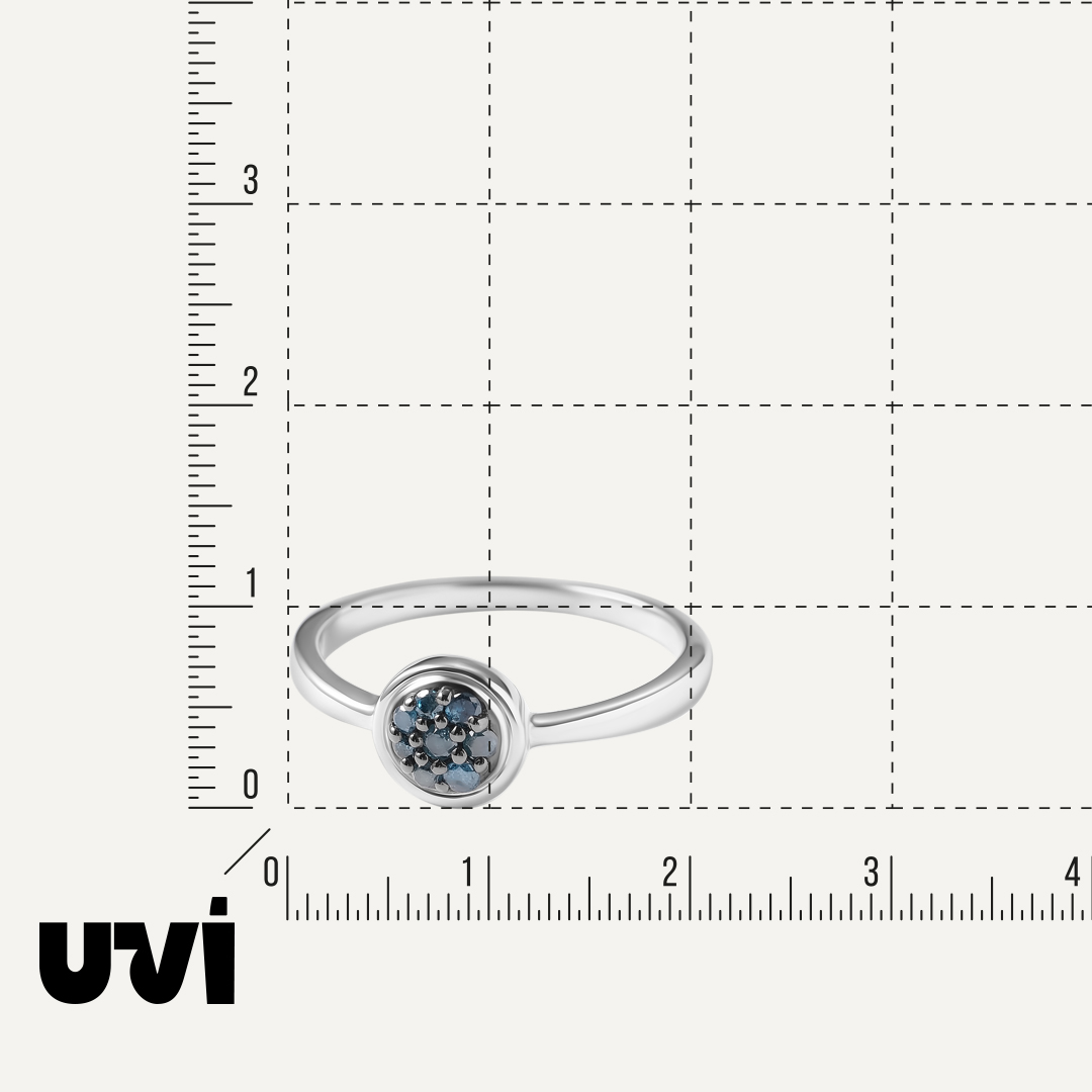 Серебряное кольцо с голубыми бриллиантами