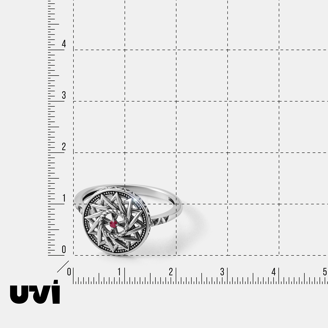 Серебряное кольцо с рубином "Эрцгамма"