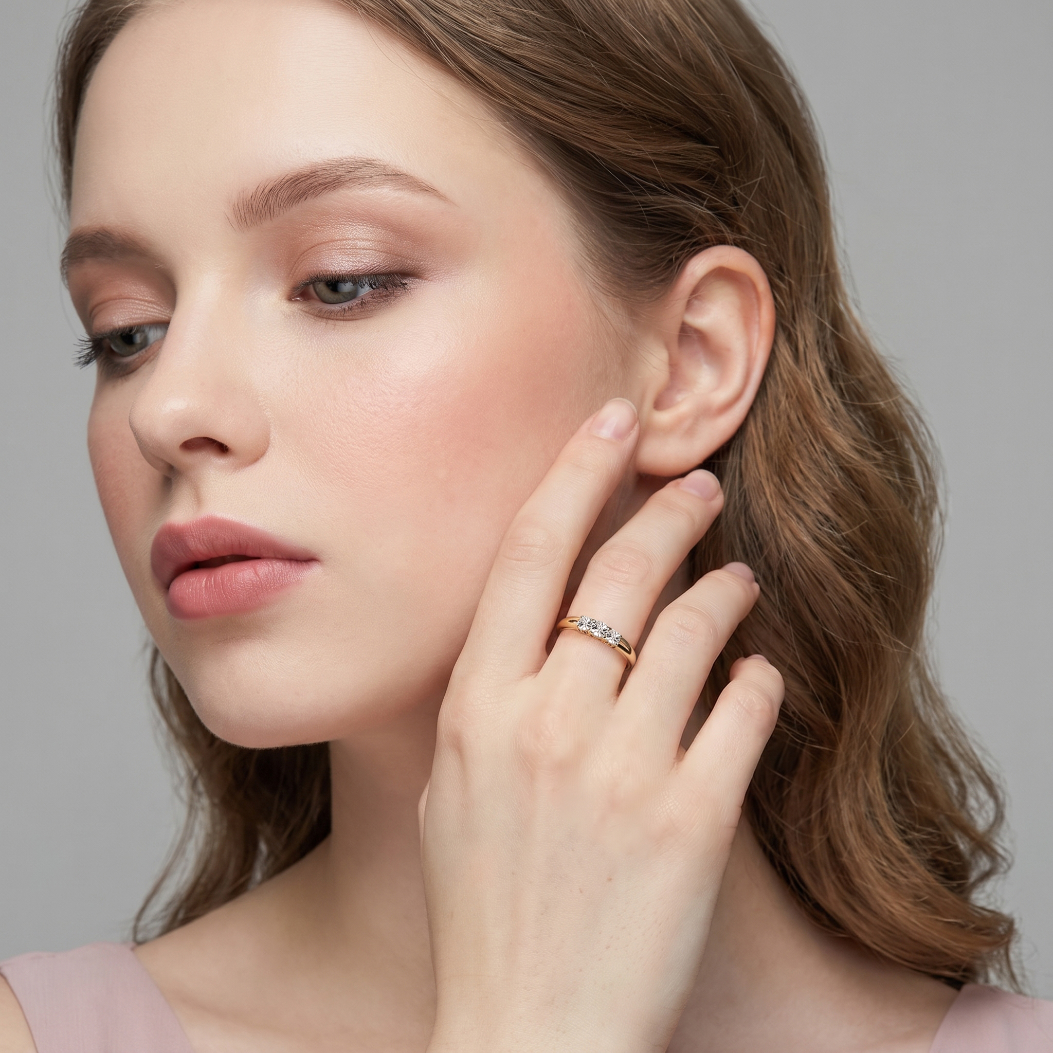 Серебряное кольцо с бриллиантами