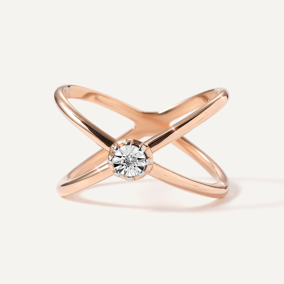 Серебряное кольцо с бриллиантом