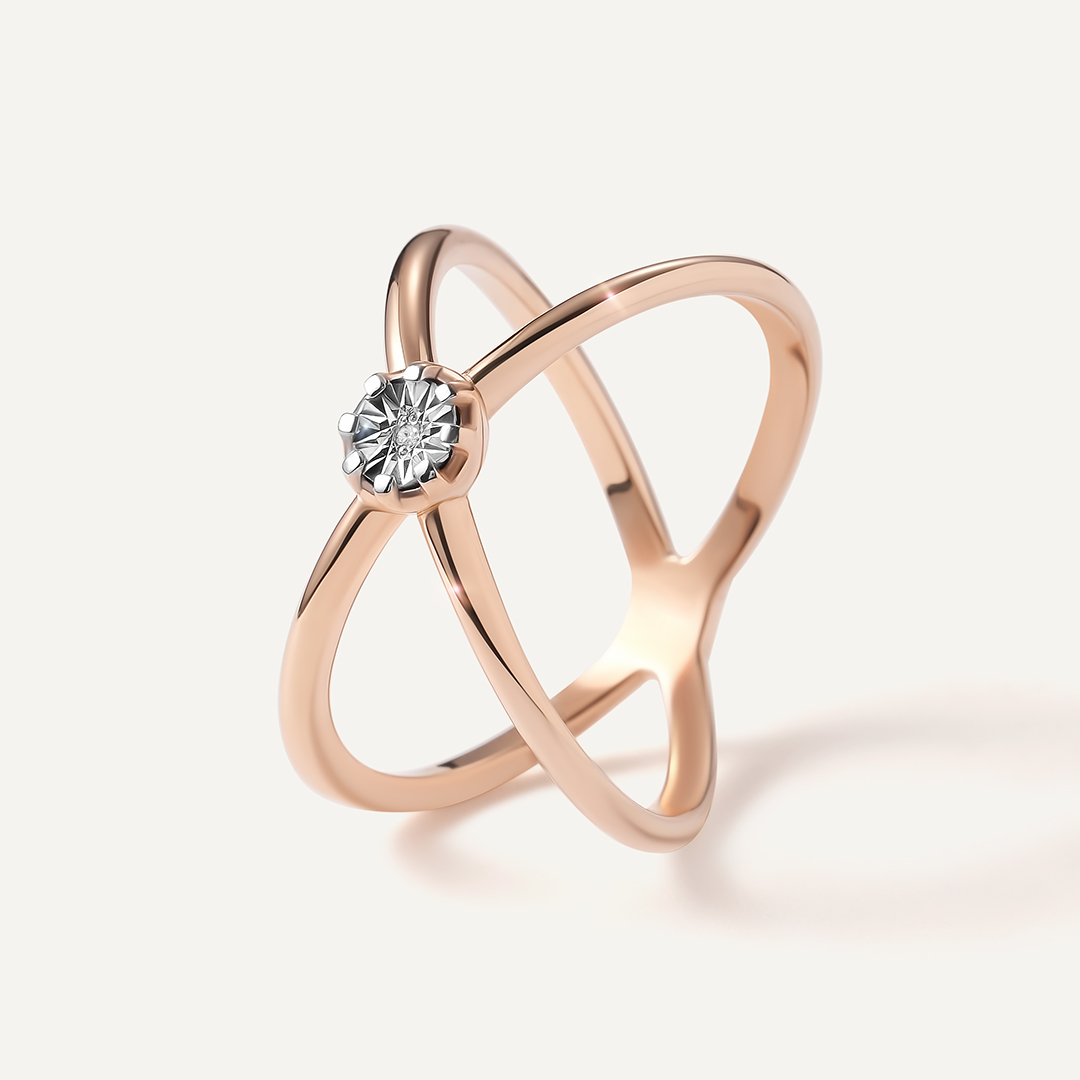 Серебряное кольцо с бриллиантом