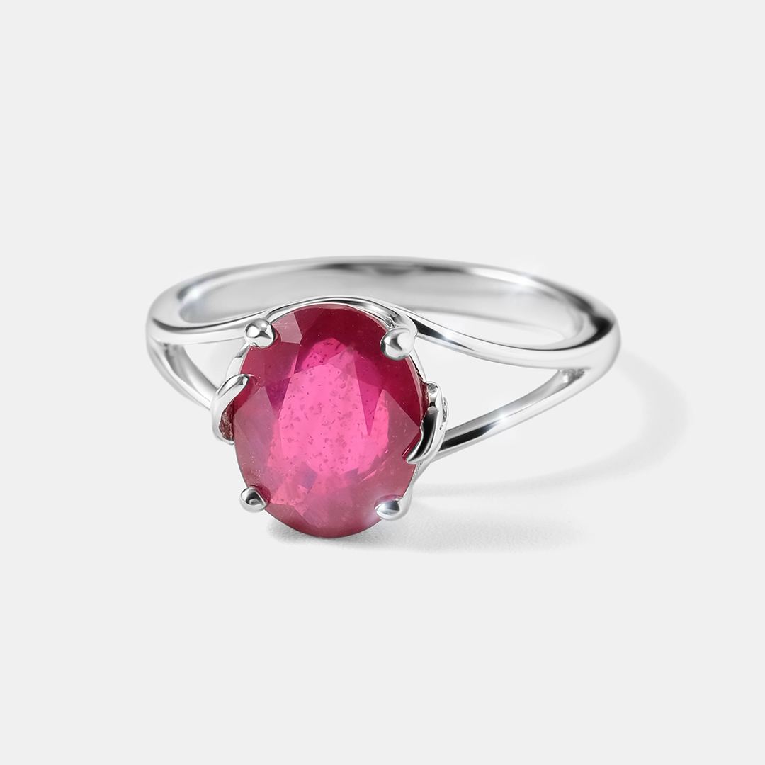 Серебряное кольцо с рубином