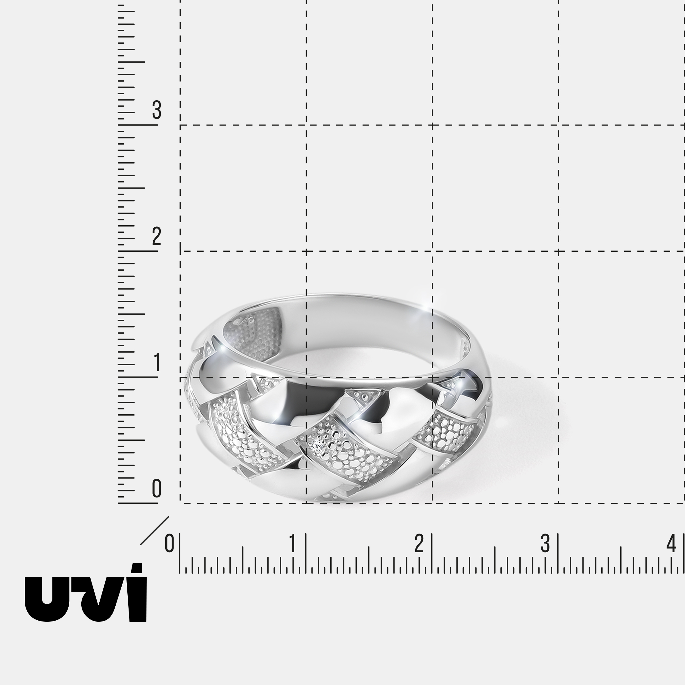 Серебряное кольцо с бриллиантом