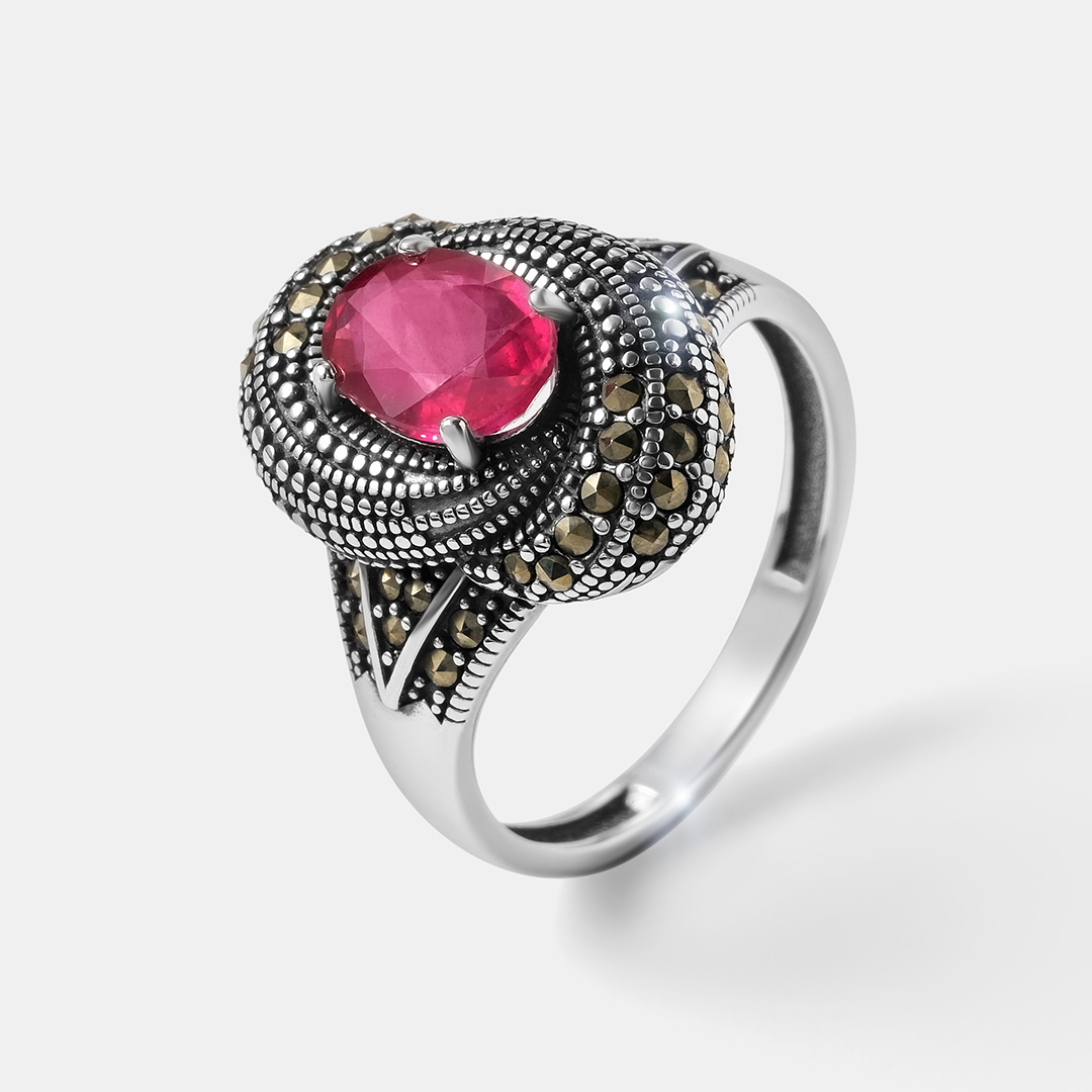 Серебряное кольцо с рубином