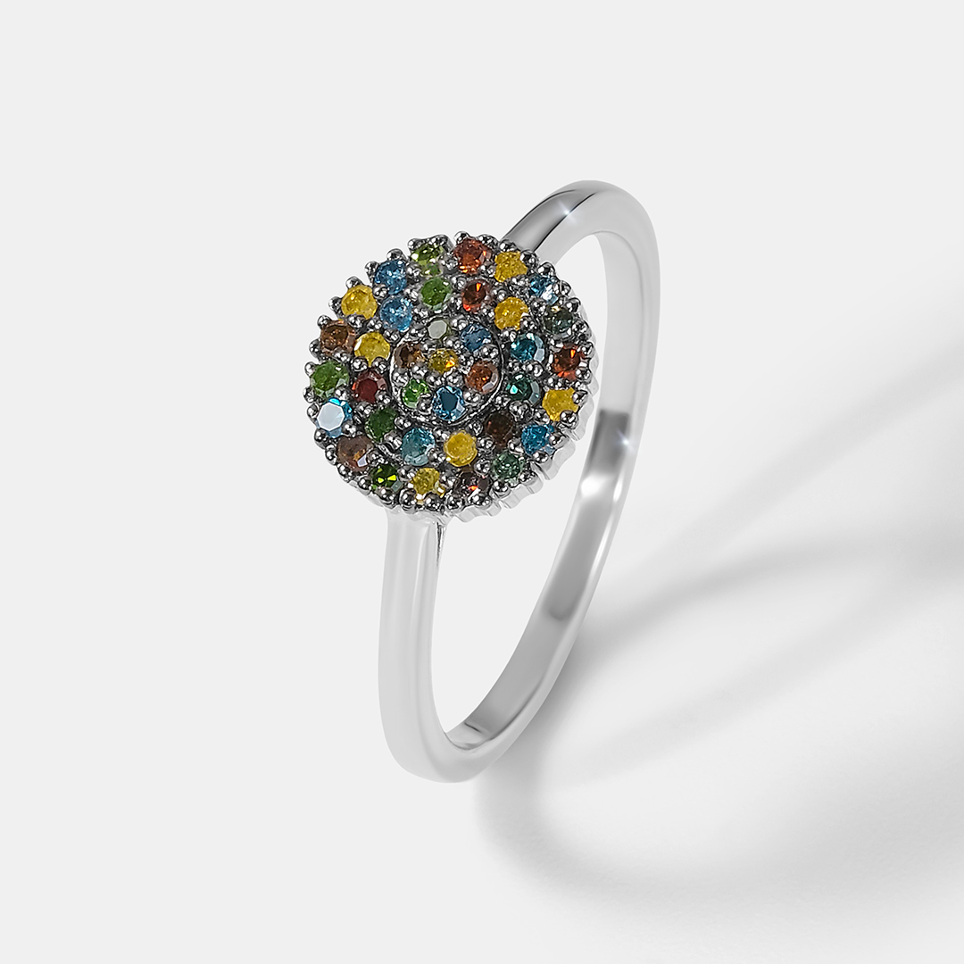 Серебряное кольцо с цветными бриллиантами