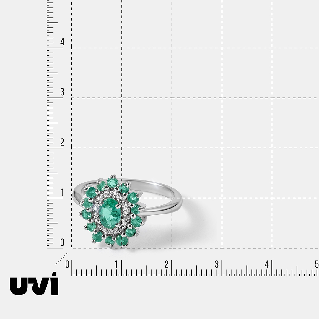 Серебряное кольцо с изумрудами