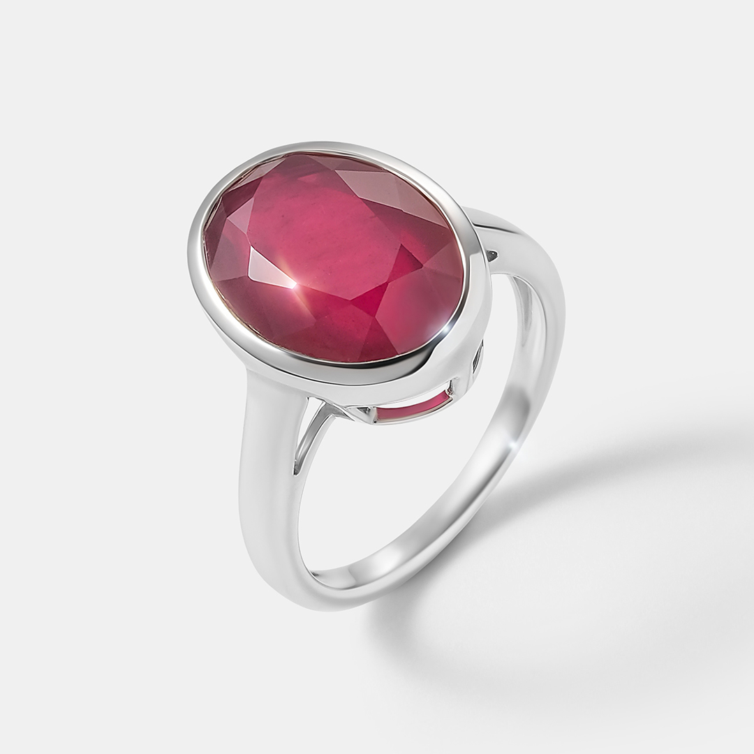 Серебряное кольцо с рубином