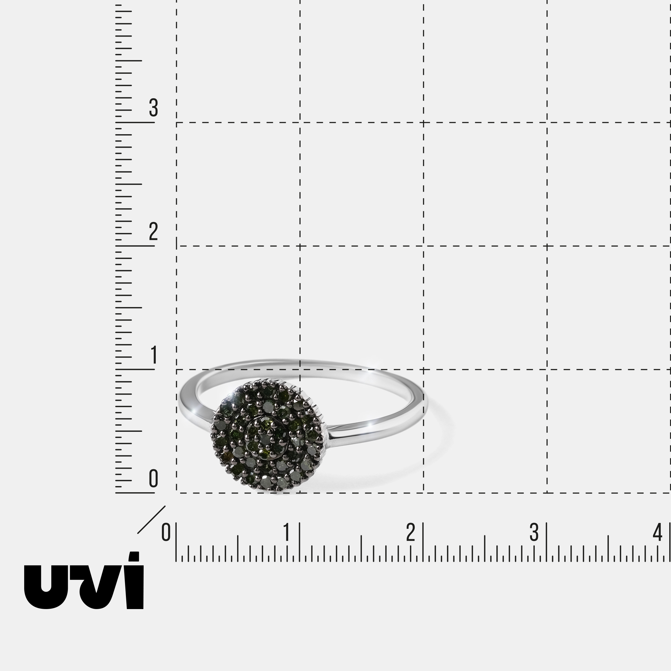 Серебряное кольцо с зелеными бриллиантами