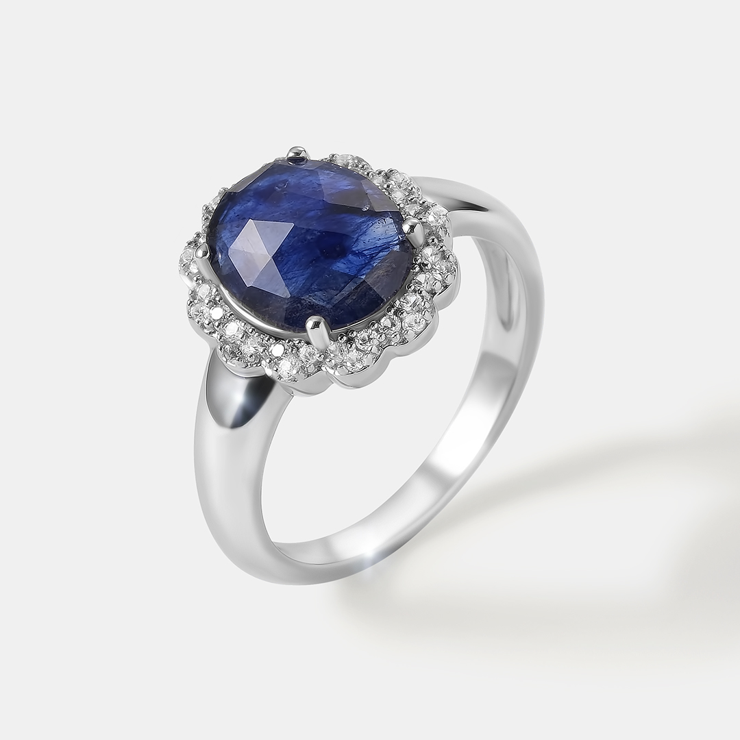 Серебряное кольцо с сапфиром