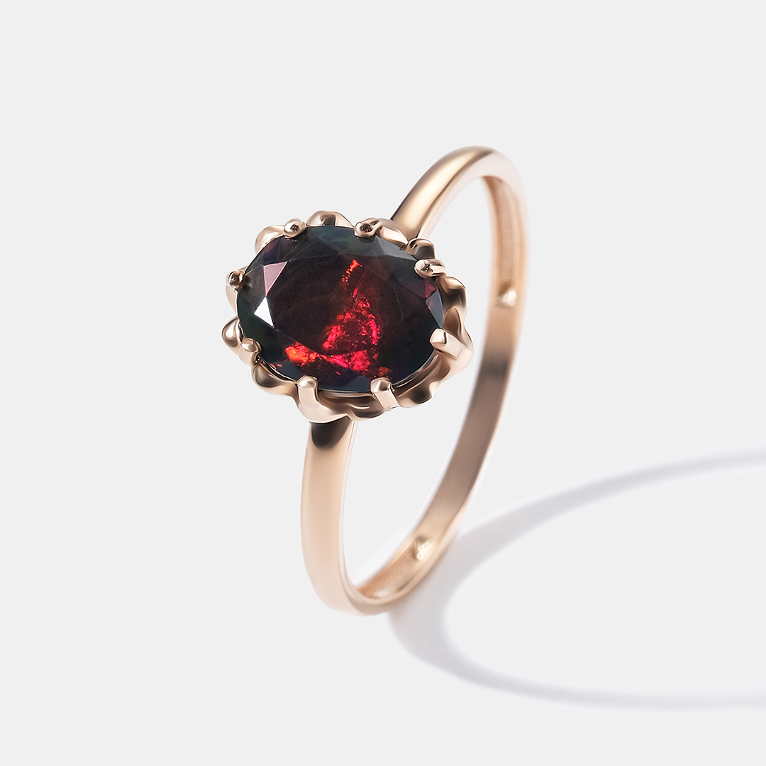Серебряное кольцо с черным опалом