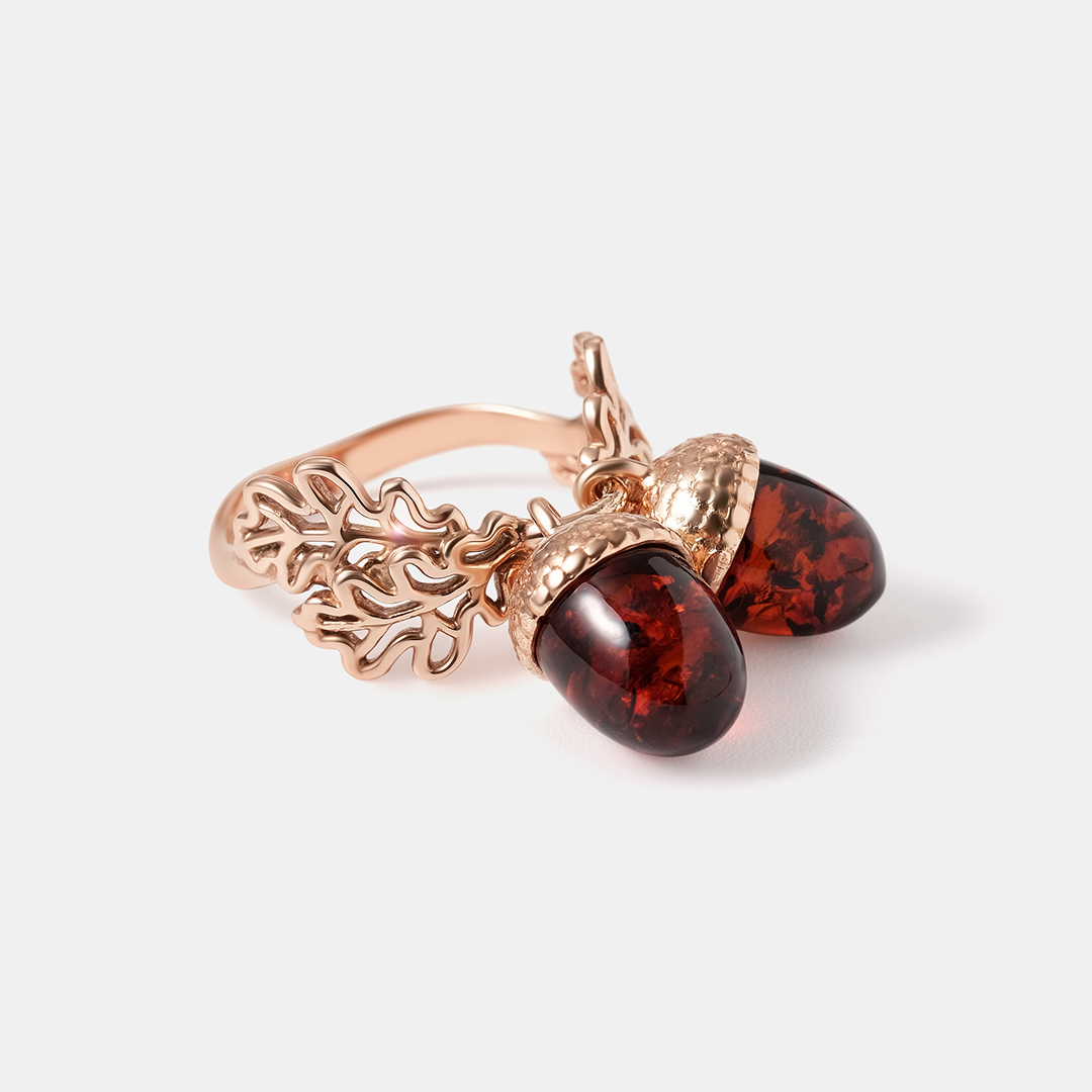 Серебряное кольцо с янтарем "Желуди"