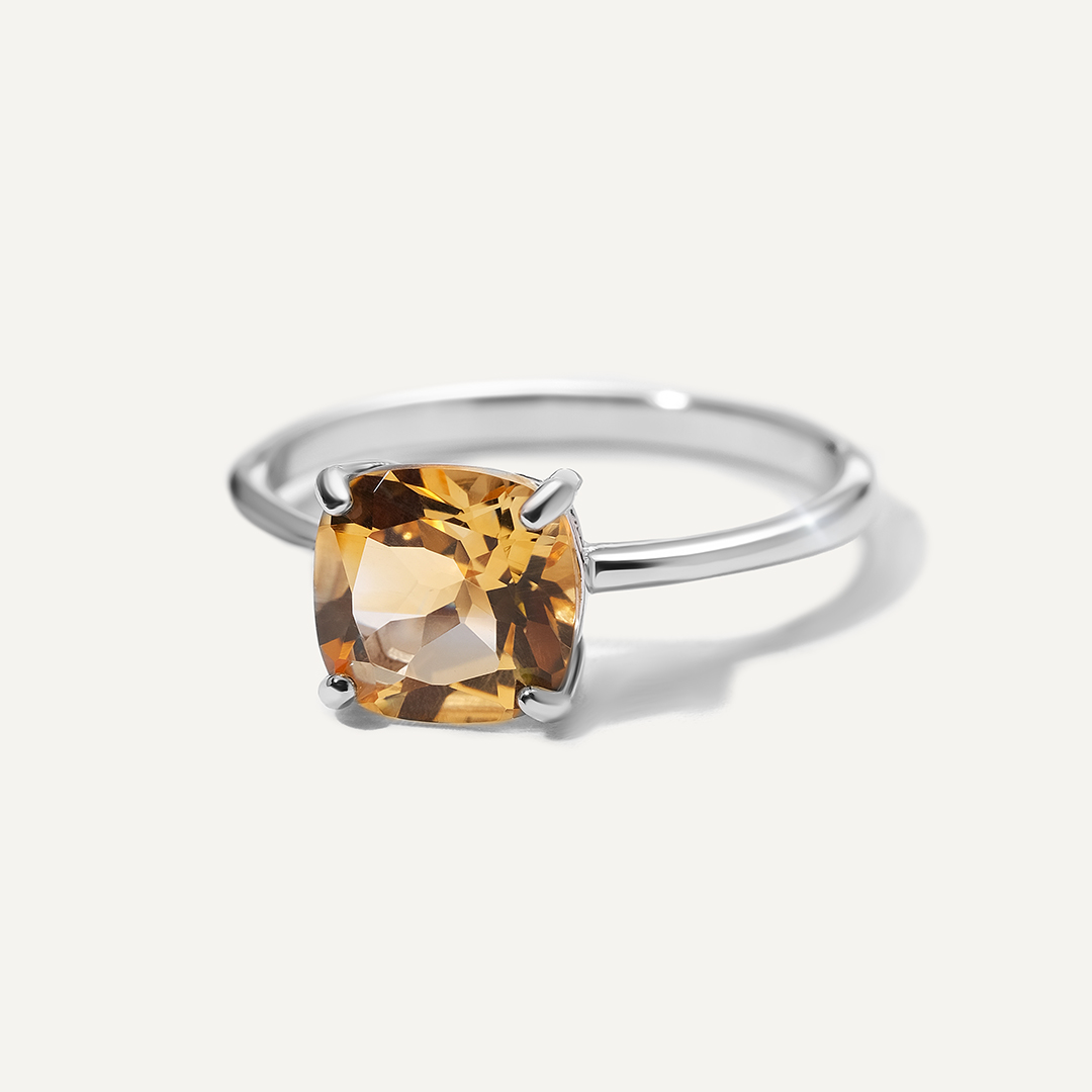 Серебряное кольцо с цитрином