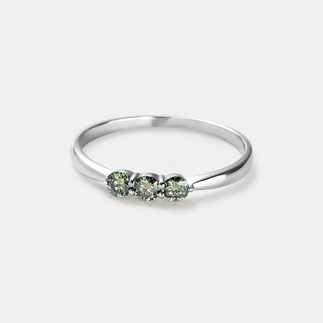 Серебряное кольцо с муассанитами Параиба