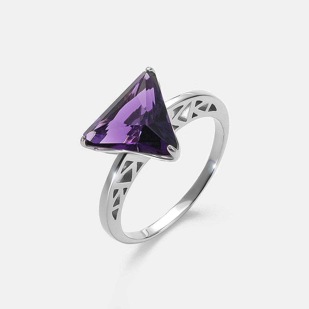 Серебряное кольцо с аметистом