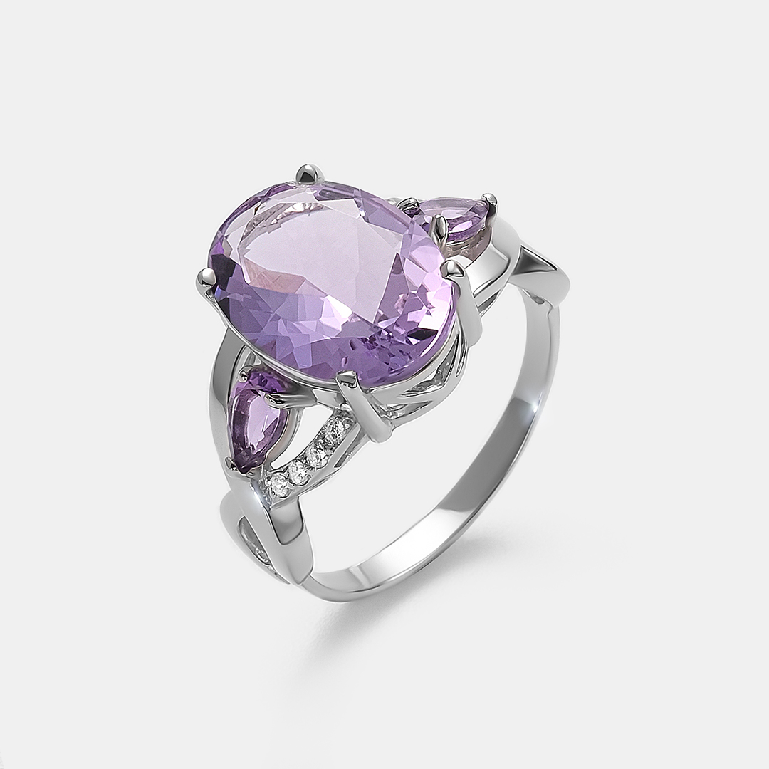 Серебряное кольцо с аметистами