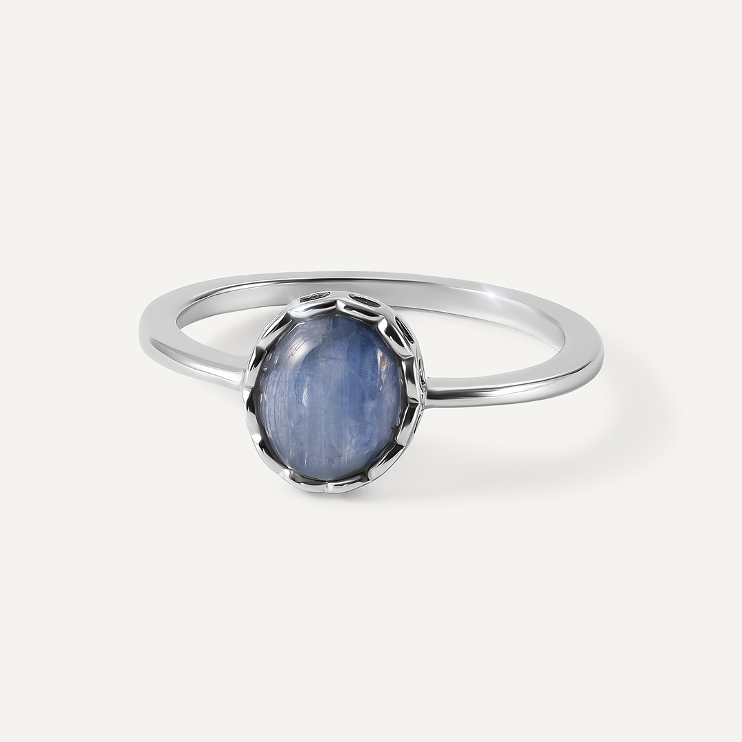 Серебряное кольцо с кианитом