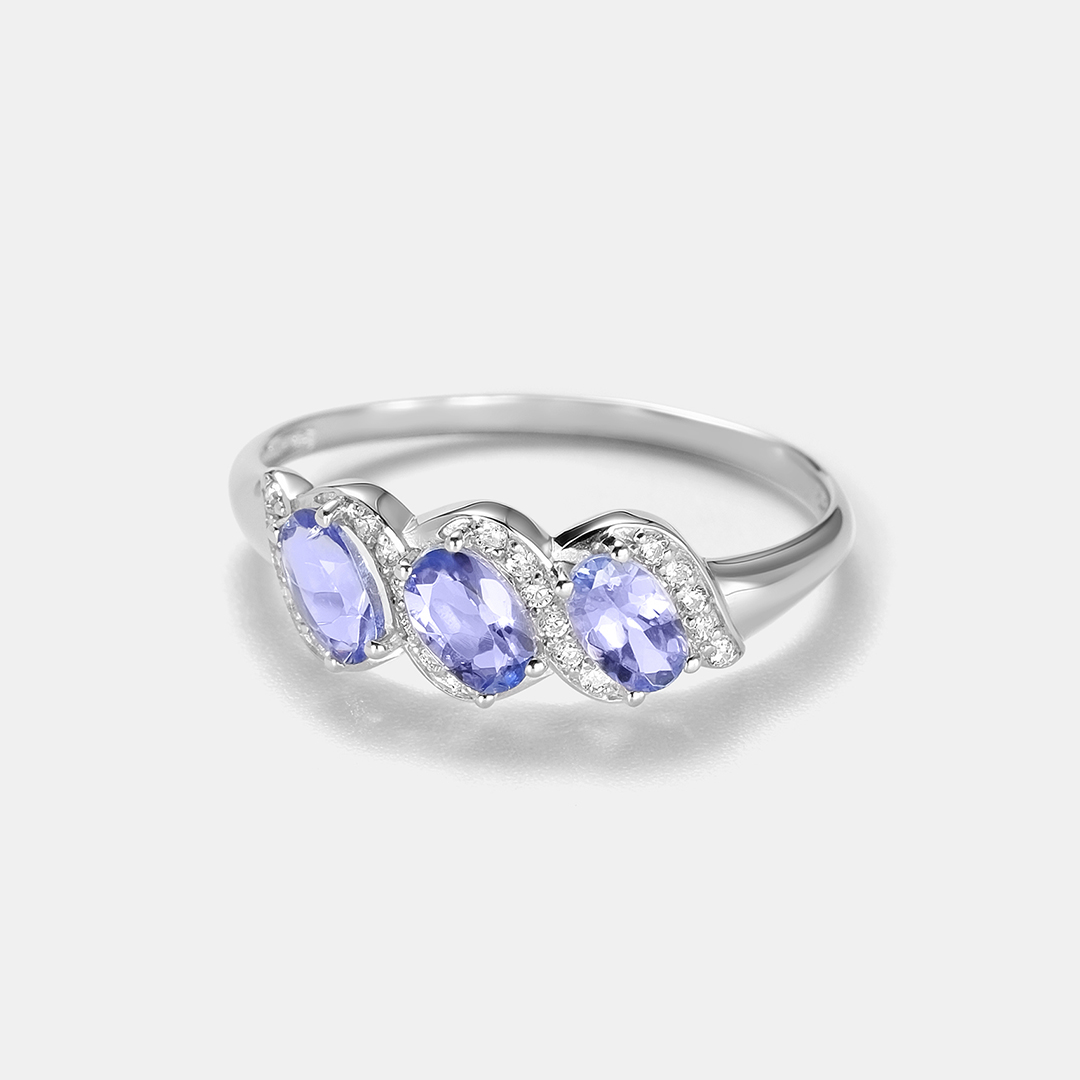 Серебряное кольцо с танзанитами
