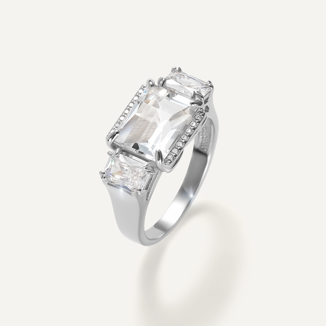 Серебряное кольцо с горным хрусталем