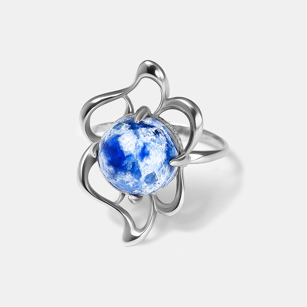 Серебряное кольцо с синим янтарем