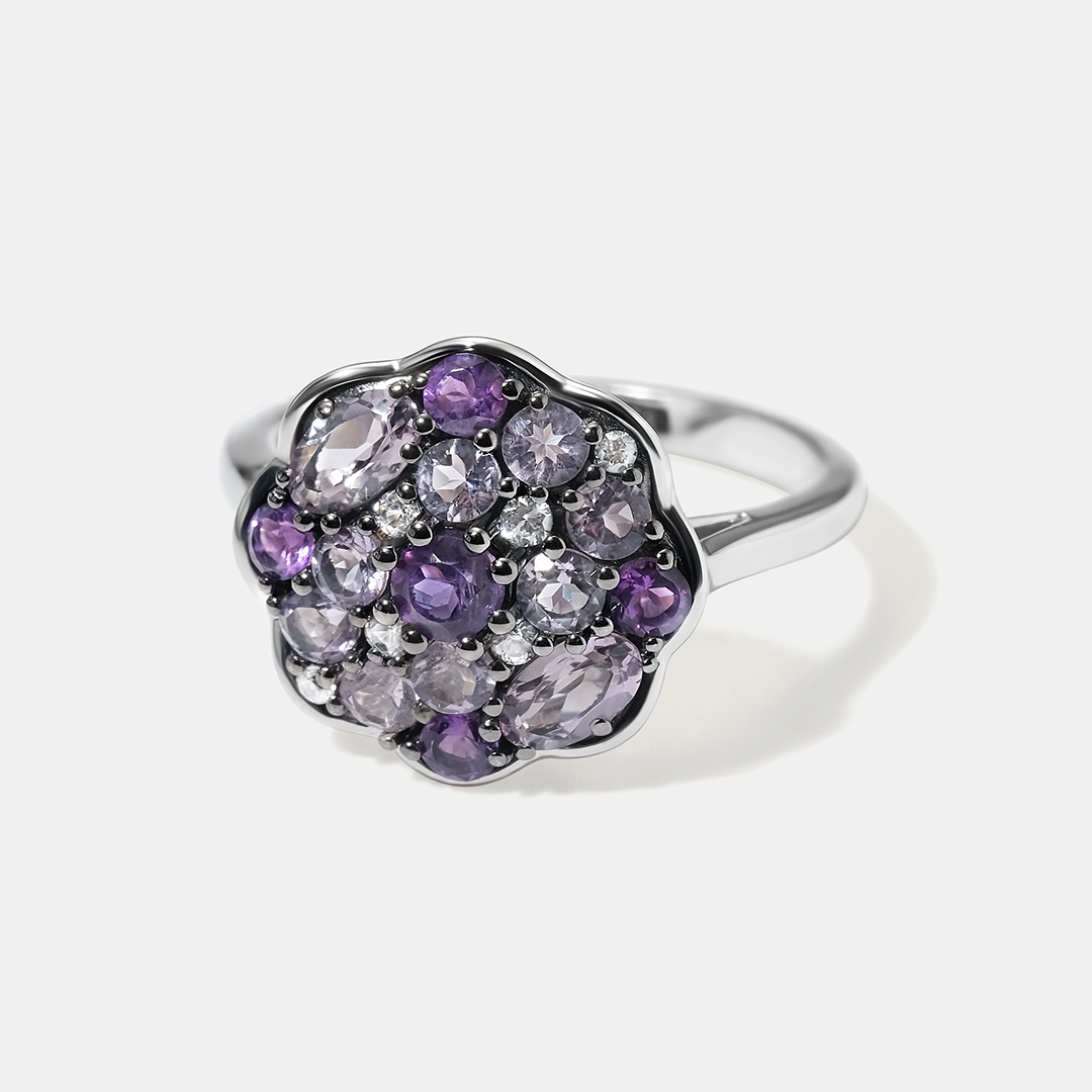 Серебряное кольцо с аметистами