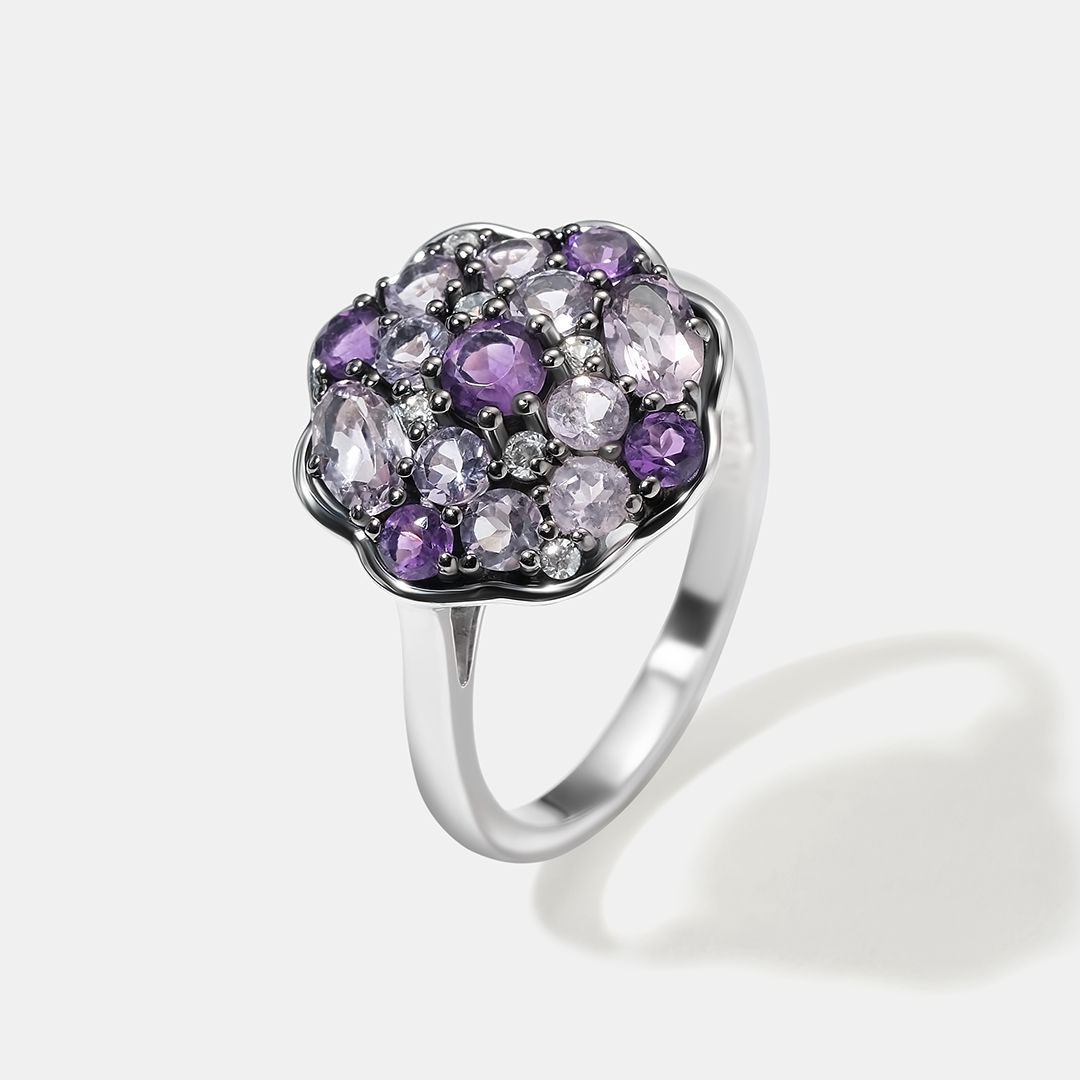 Серебряное кольцо с аметистами