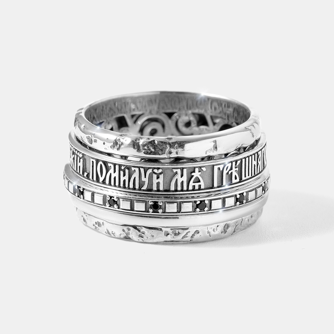 Серебряное кольцо со шпинелью "Иисусова молитва"