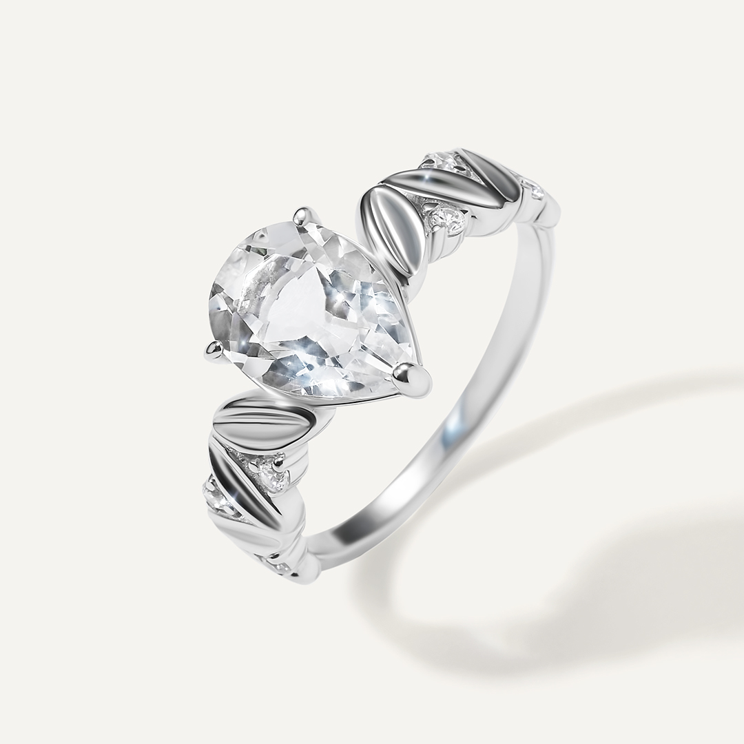 Серебряное кольцо с горным хрусталем