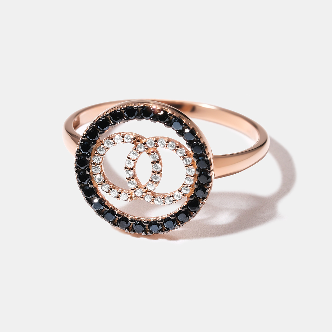 Серебряное кольцо со шпинелью