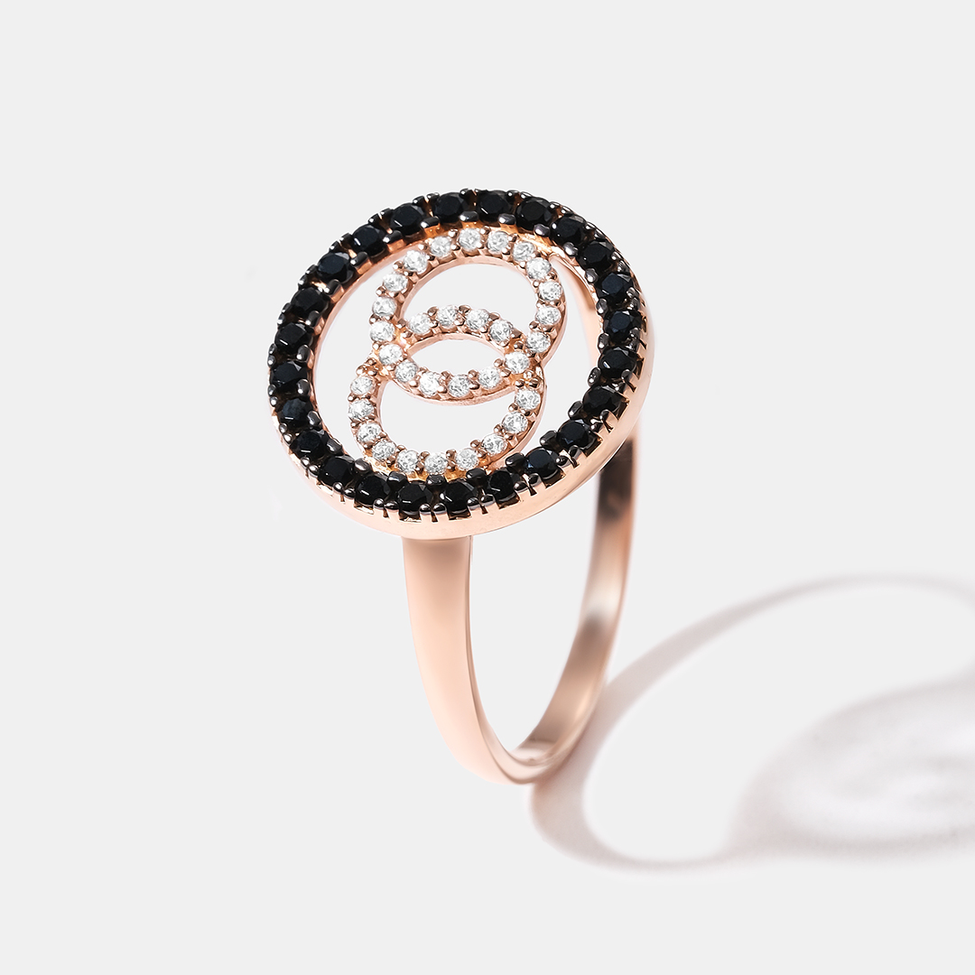 Серебряное кольцо со шпинелью